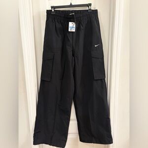 Nike Women’s Black Cargo Pants